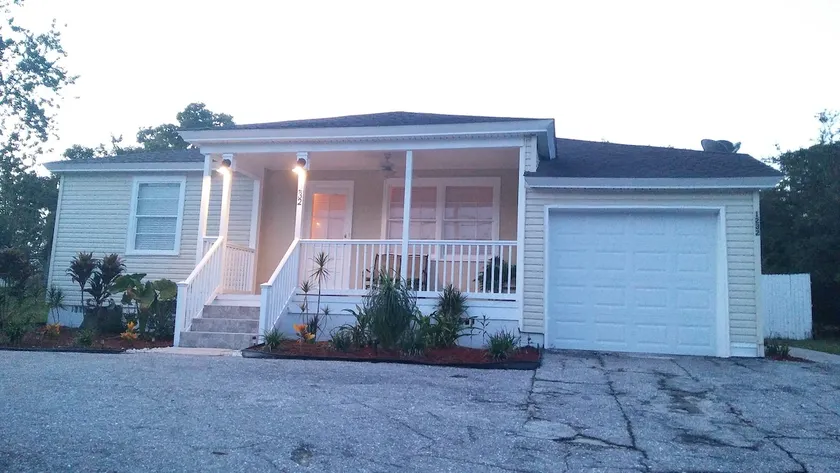The Good Vibe House - Image 1