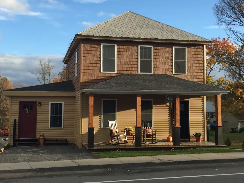 The Fuller House - 15 Mins from Colgate - Image 1