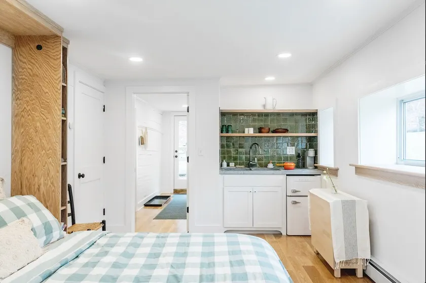 The Nest at Sparrow House NY-Cozy Artist's Studio - Image 1
