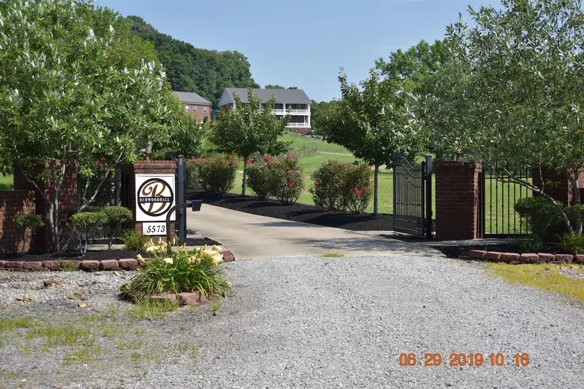 Burwoodhall Tn Carriage House & Estate Golf - Image 1