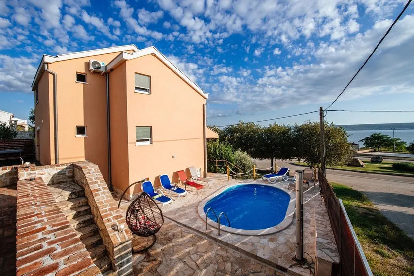 Holiday Home Jasenice near Beach & Pool - Image 1