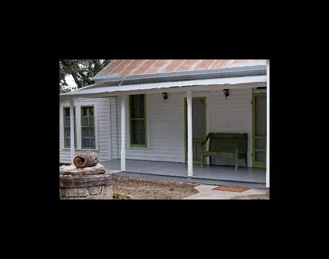 7th Street Guesthouse - Image 1