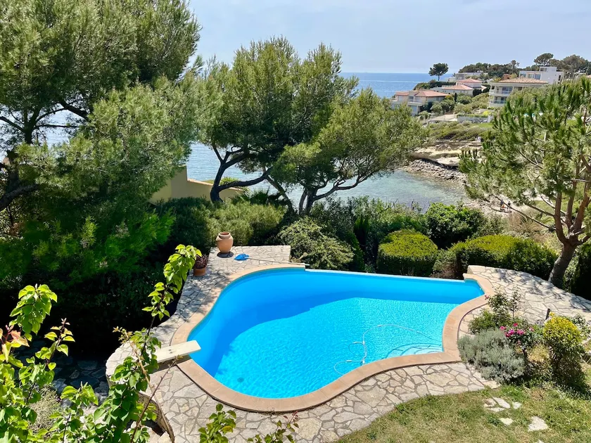 Chez-Aline, vacation home in Provence, sleeps 8, pool, ocean view, beach 2 min away - Image 1