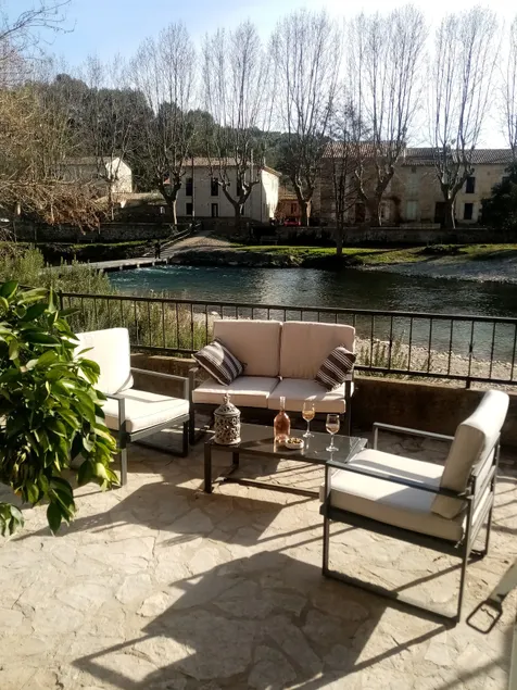 Character filled house overlooking the River Cesse - Image 1
