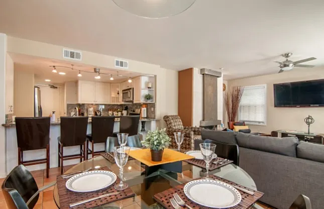 Mission Beach Dream Condo Only steps to the sand! - Image 1