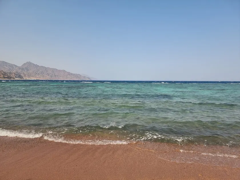 Villa G Beachfront Retreat w/ Stunning Sinai Views - Image 1