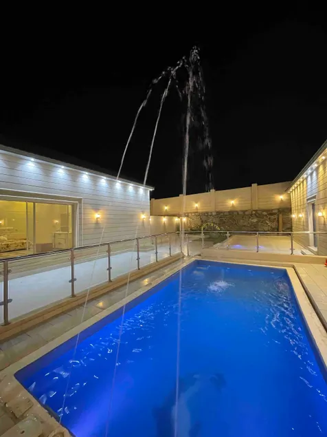 Taif Rest Zone Chalet with Two Sections 4 rooms (2 majlises + 2 bedrooms) - Image 1