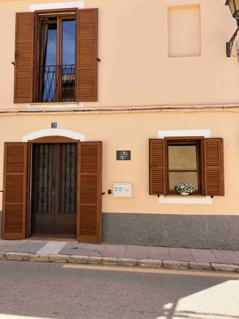 Townhouse S’Aracco - Image 1