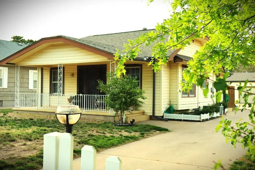 Salt City Cottage - Image 1