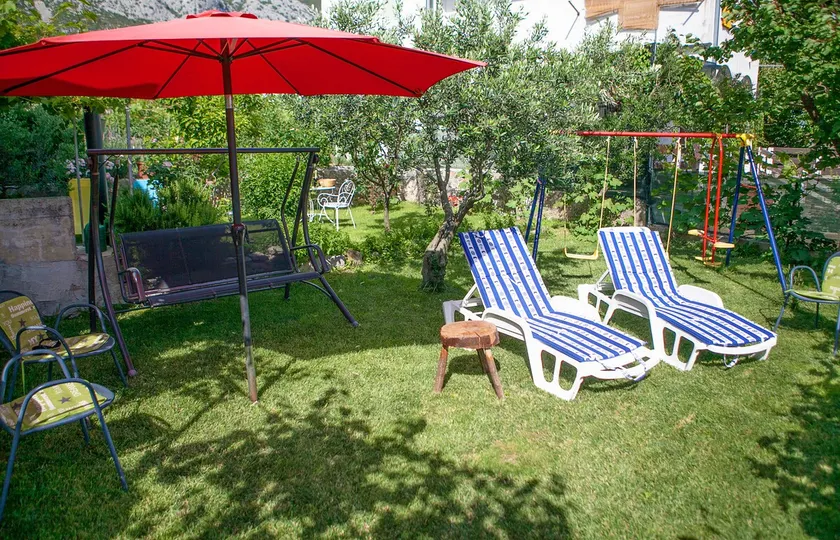 Apartment Rose - Image 1