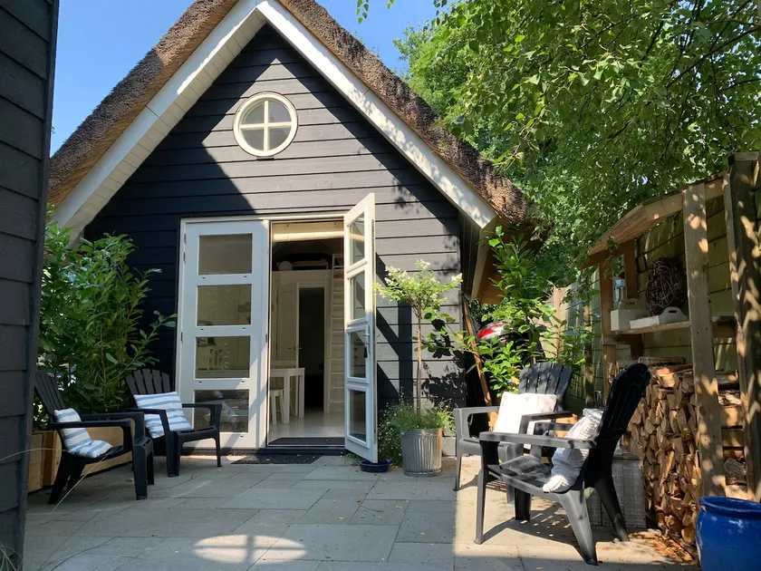 Bergen, Cottage that breathes sea and vacation... - Image 1