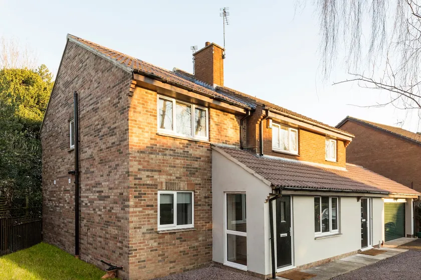 35 Quaker Lane - Image 1