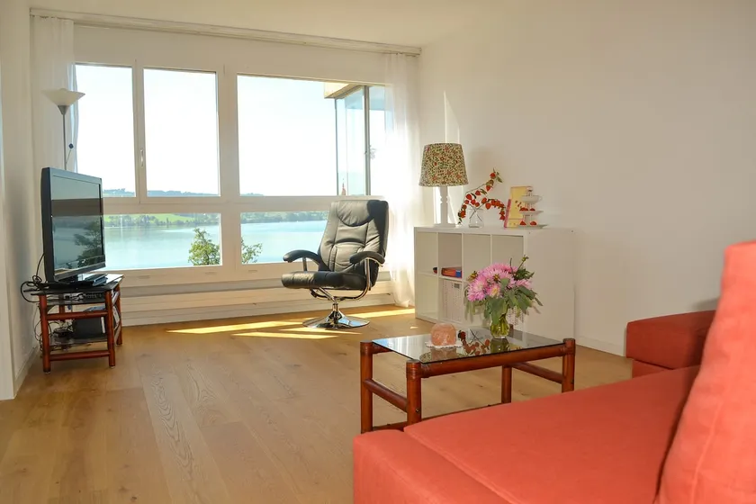 Lake apartment | Full lake view/Very close to the lake - Image 1