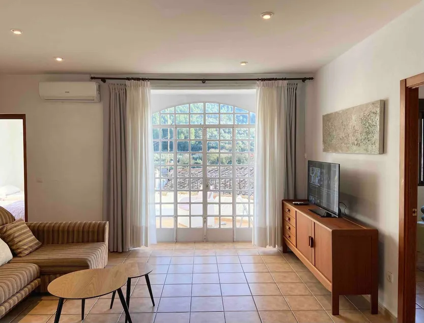 Perfect Rest with Views - Image 1