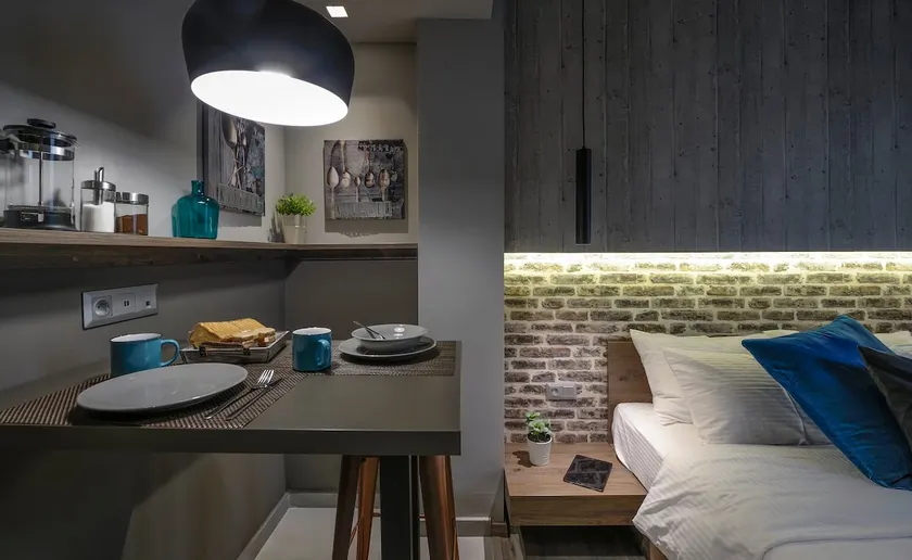 Escape ... in style // Downtown Seaside Gate_308 - Image 1