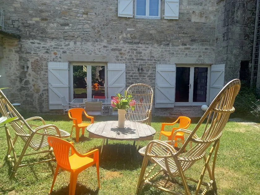 Maison du XVème au cœur du village médiéval - Image 1