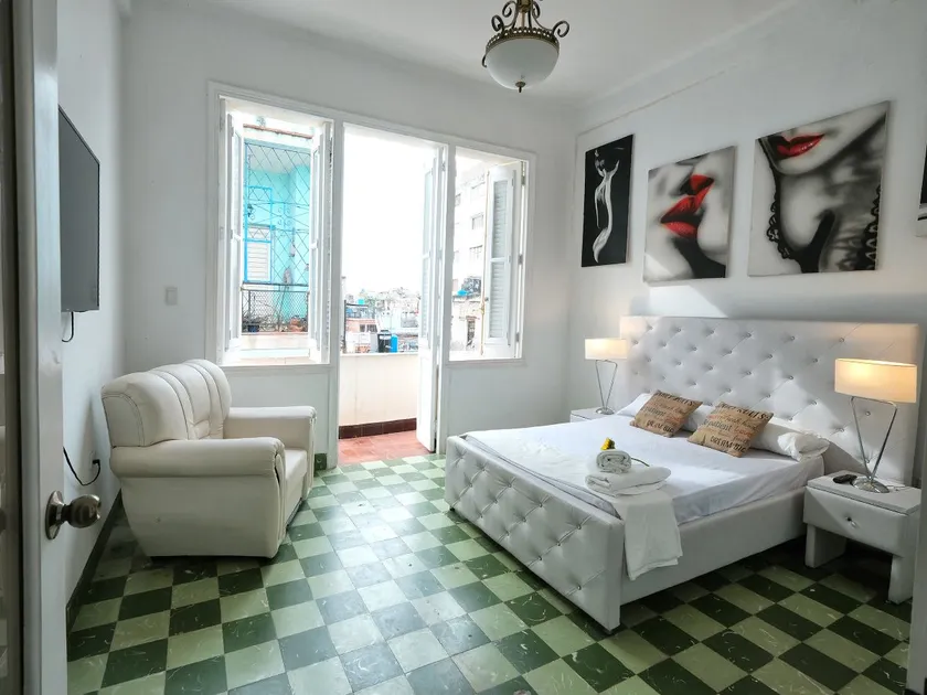 Apartment 512. Old Havana - Image 1