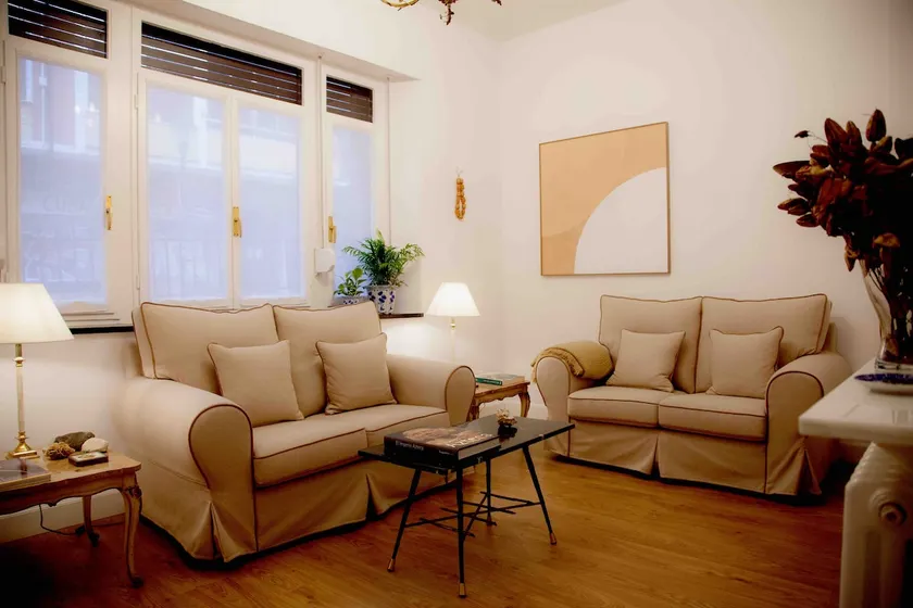 Classic apartment in Iturrialde - Image 1