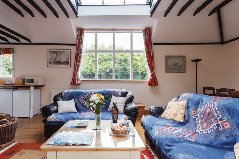 Spout House Studio - Image 1