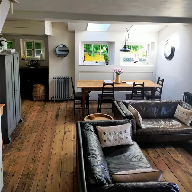 The Coach House - Image 1
