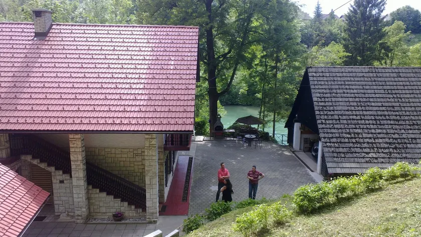 Beautiful Nature 25 meters from the river Sava - Image 1