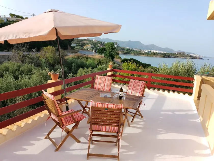 VILLA MARY, FOR PRIVATE ACCOMMODATION. - Image 1