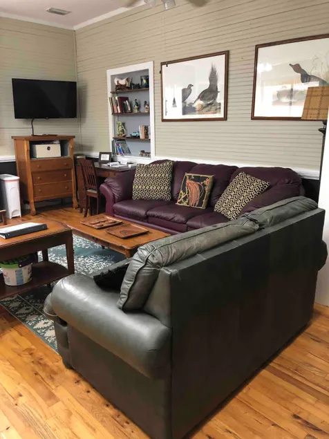 Apartment on Jefferson - Image 1
