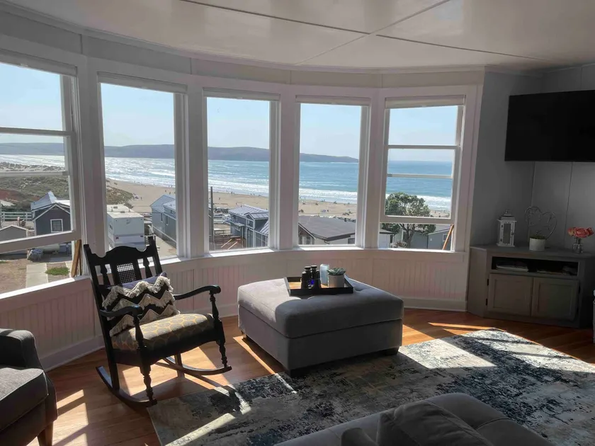 Unobstructed ocean views and so much more - Image 1