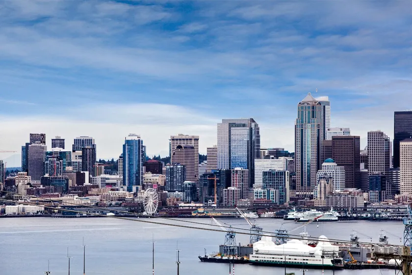 Flawless City and Mountains Views in West Seattle - Image 1
