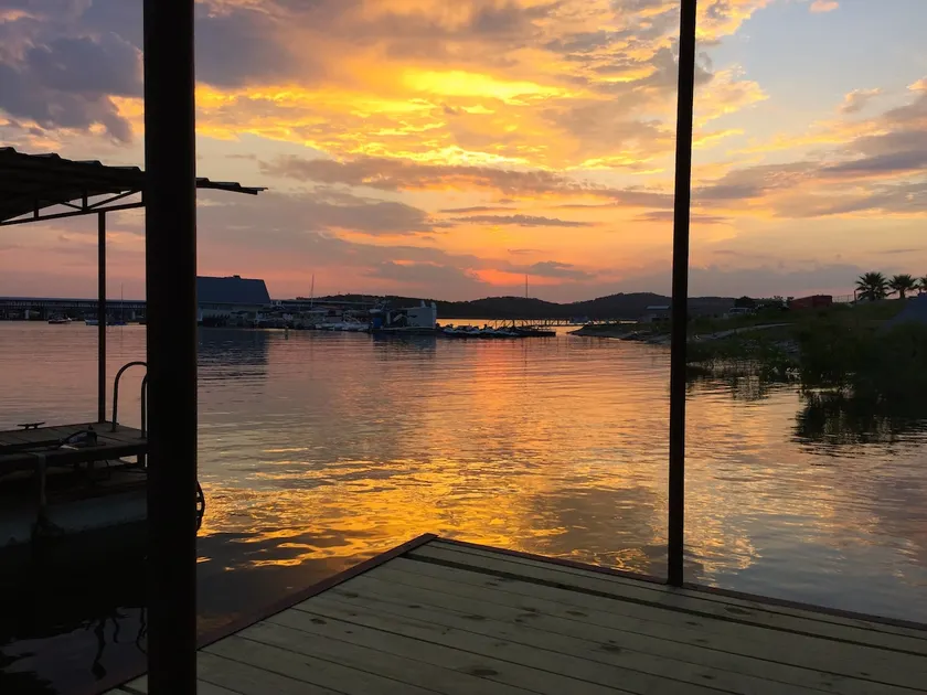 Sunset Cove Lakefront Home on LakeTravis w/ Dock - Image 1