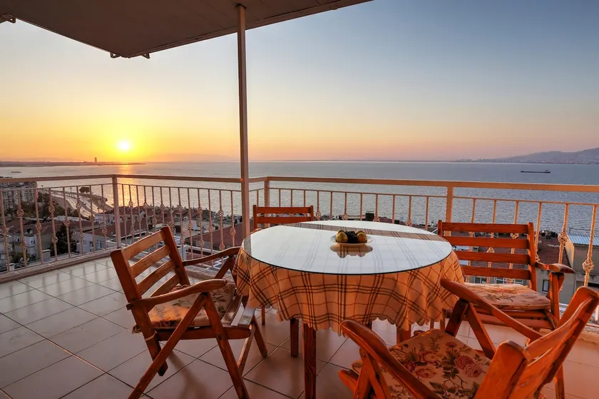 The Best Sea View in Izmir - Image 1