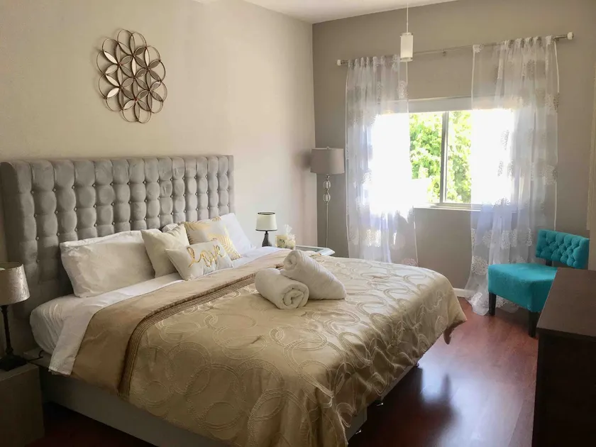 Modern, Quiet Area and Strategic Location - Image 1