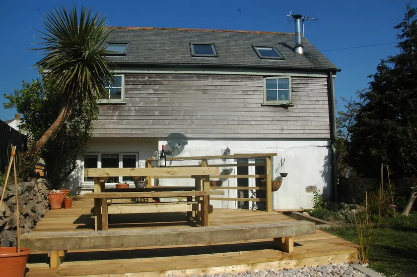 Character cottage right in Center St Agnes village - Image 1