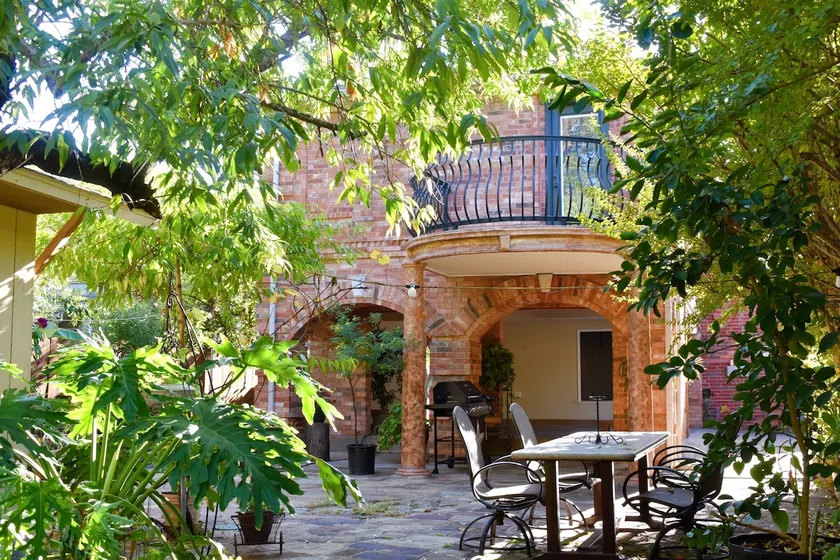 Casa Magnolia in Stockyards near Downtown & W7th - Image 1