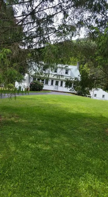 Heiseys Cabin - Image 1