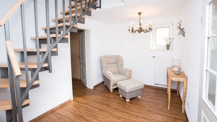 Cozy farmhouse - Image 1
