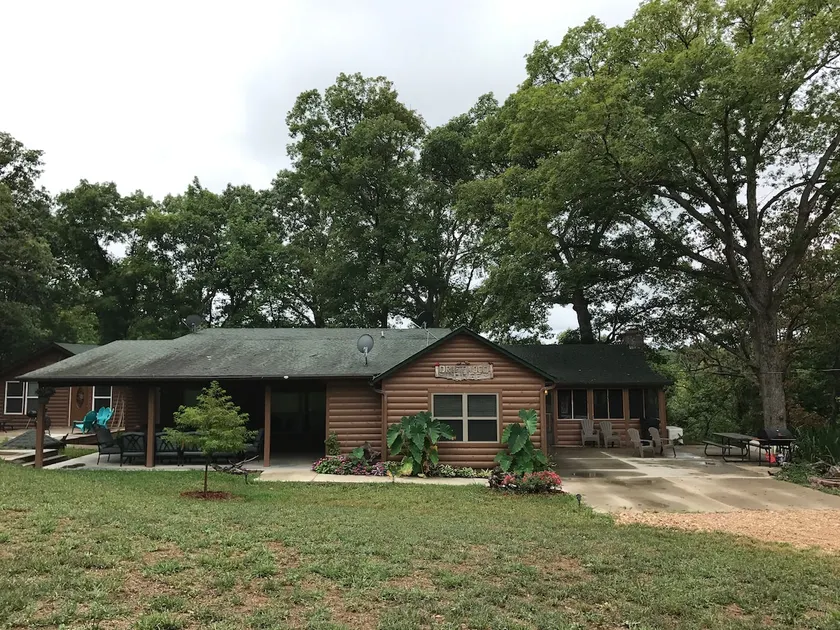 Driftwood River Lodge am Fluss Meramec. Steelville, MO. - Image 1