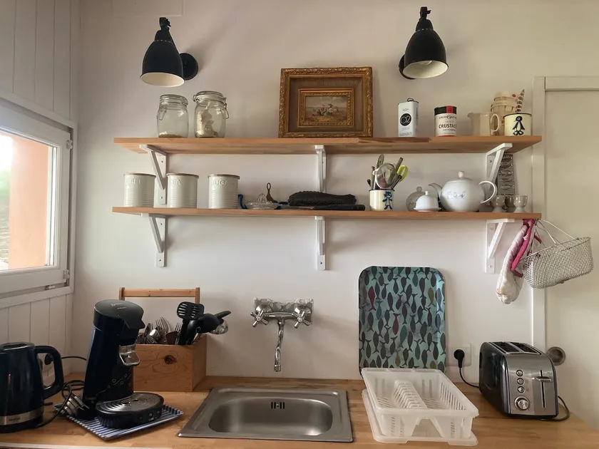 Small vacation home - Image 1