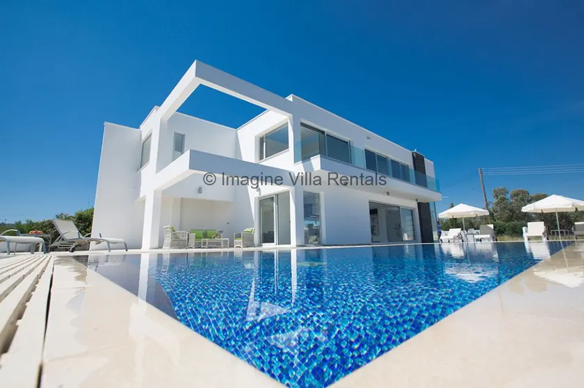 Villa Sabine, Luxurious 3BDR Villa - Image 1