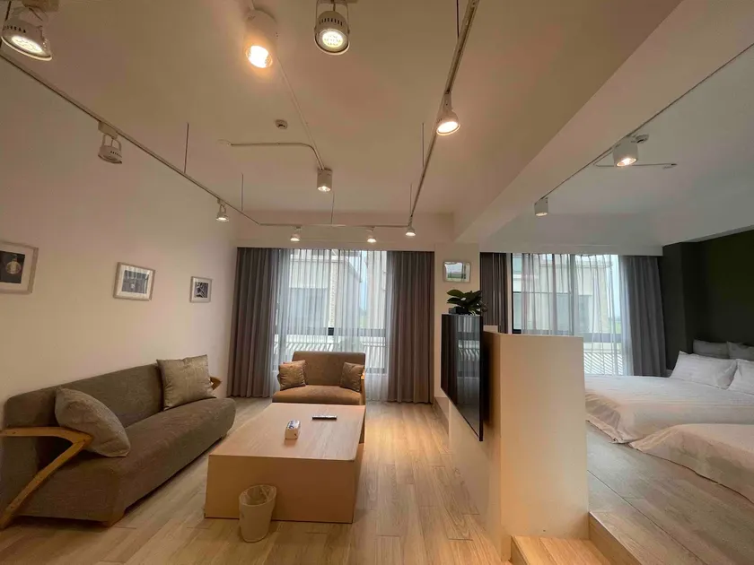 Entire house - (five rooms with bathtubs, electric mahjong, switch, original sound and video ktv, outdoor BBQ) - Image 1