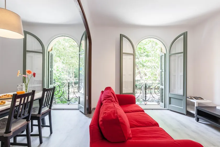 Nice 3 BedRoom flat in front of Park Eixample - Image 1