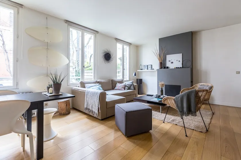 In the heart of the Marais. Quiet. Garden view - Image 1