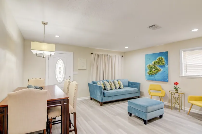 Lovely house is in the heart of Hattiesburg! - Image 1