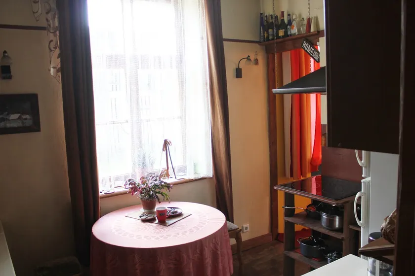 Apartment Rumbas - 6 - Image 1