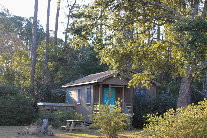 Under the Oak Cottage - Image 1
