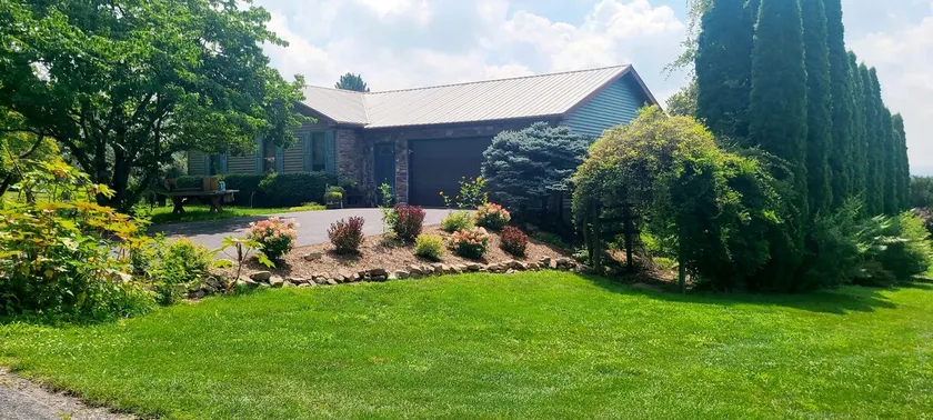 Sunny Hill Guest House close to AOAA and Knoebels. - Image 1
