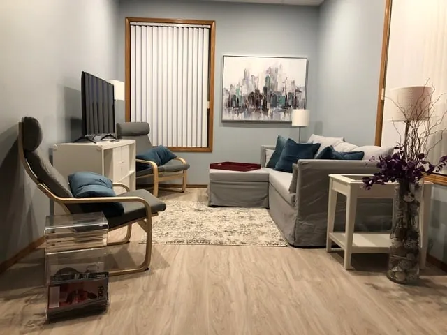 Modern Downtown Red Deer Living - Image 1
