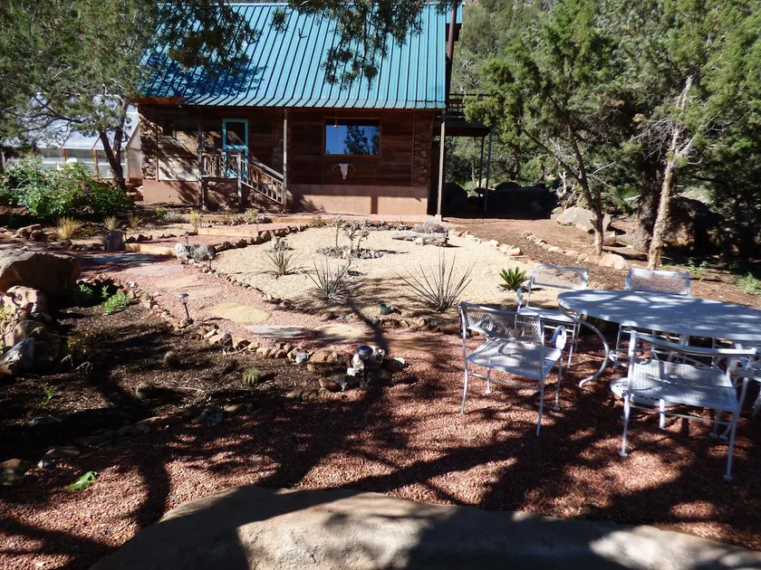 Zion Nat'l Park *Comfort/ Value* at The Indie Inn - Image 1