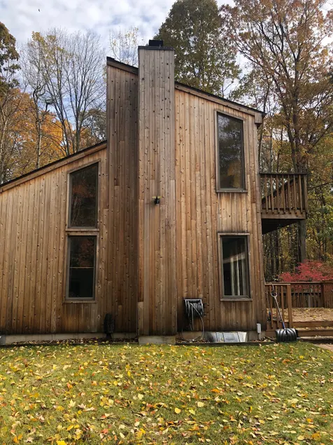 Cozy meets Seclusion: 3 bedroom, 2 bath- 10 acres - Image 1