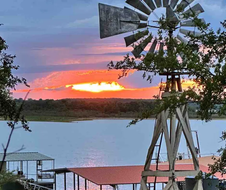 Lake Leon - Lake View - Image 1